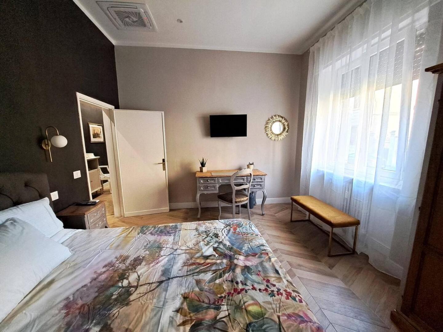 Апартаменты Dellarobbia Sunny Corner - Relax & Charme Флоренция Экстерьер фото